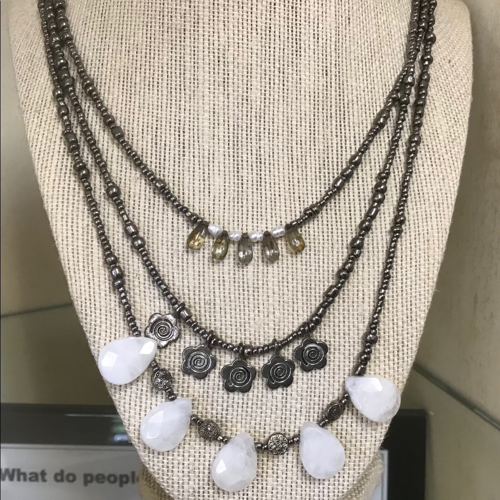 Three-Tier Necklace - Picture 2 of 4